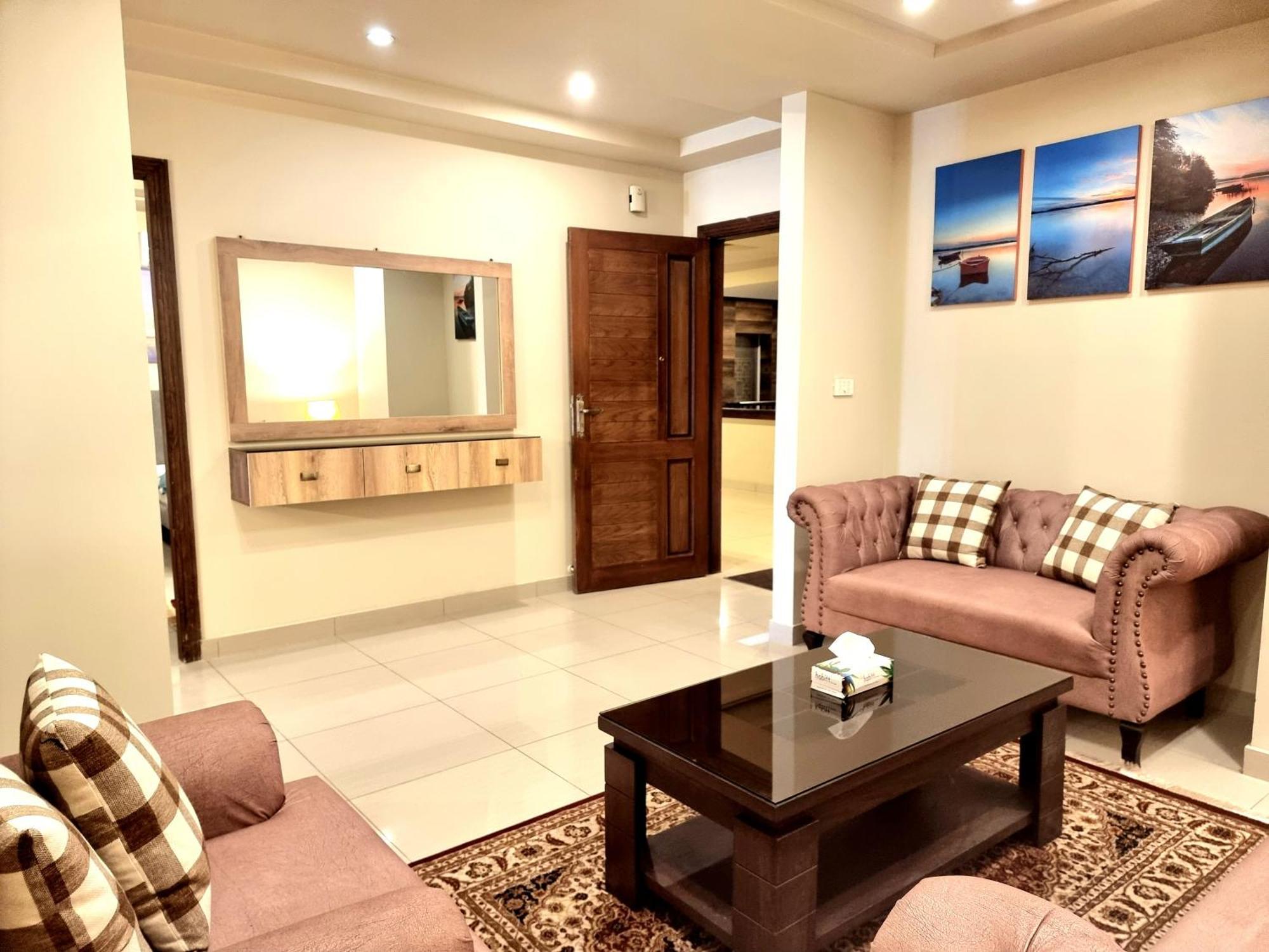 Executive 3 Bedrooms Apartment In Bahria Town Rawalpindi Exterior photo
